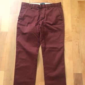 Banana republic rapid movement chinos maroon